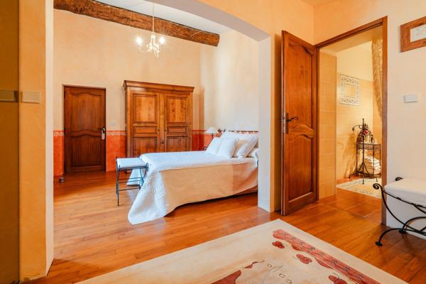 Vente Maison de luxe Thuir 10 Pièces 345 m²