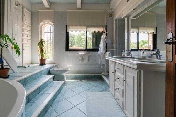 Vente Maison de luxe Thuir 10 Pièces 345 m²