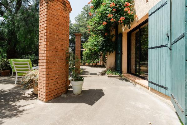 Vente Maison de luxe Thuir 10 Pièces 345 m²