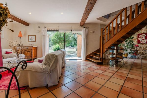 Vente Maison de luxe Thuir 10 Pièces 345 m²