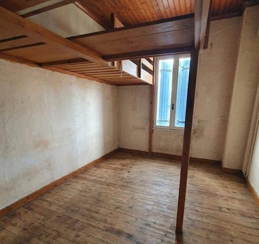 Maison à vendre |  Montguyon |  3 pièces | 96 m²