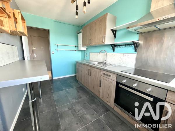 Location appartement 3 pièces 63 m² Compiègne