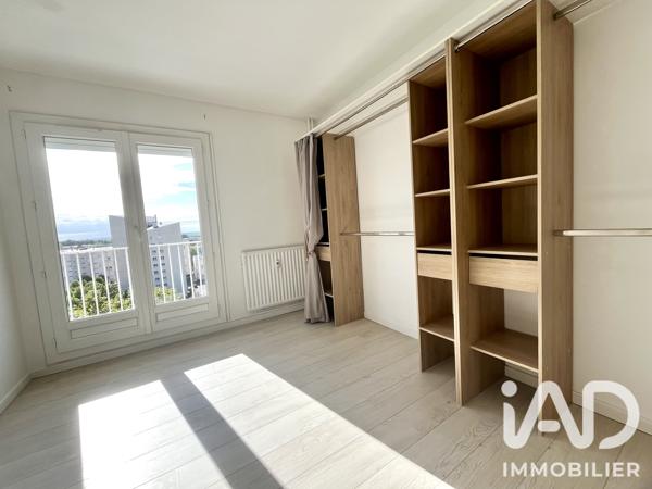 Location appartement 3 pièces 63 m² Compiègne