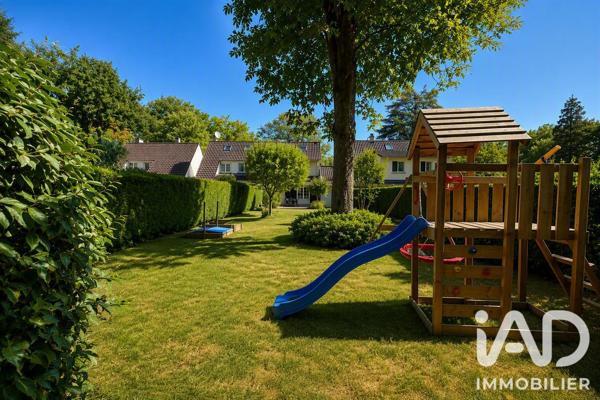 Maison à vendre 4 pièces 89,23 m² Saint-Fargeau-Ponthierry