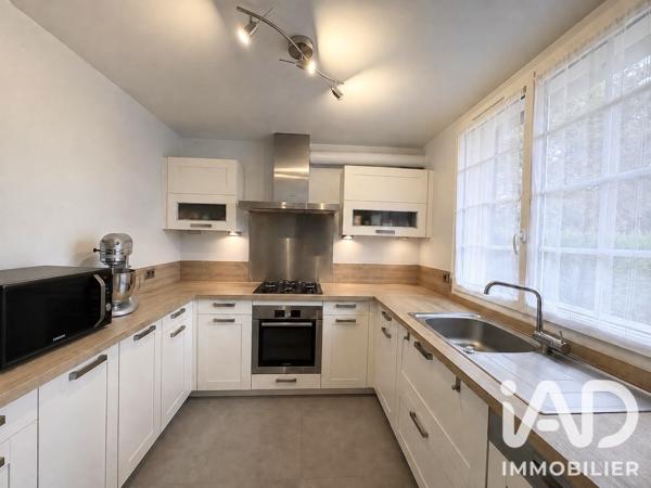 Maison à vendre 4 pièces 89,23 m² Saint-Fargeau-Ponthierry