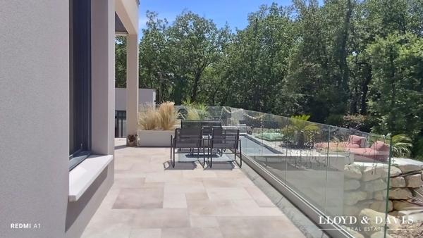 Maison contemporane à vendre