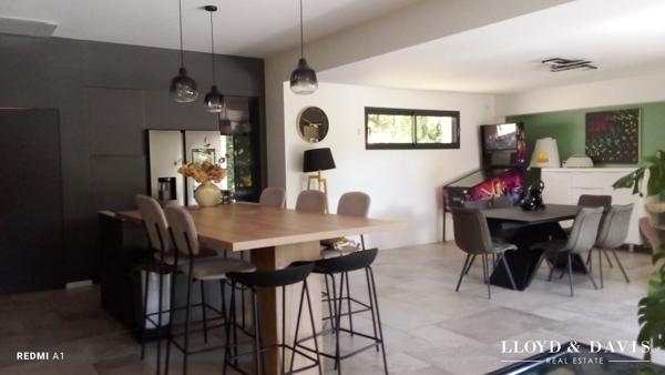 Maison contemporane à vendre