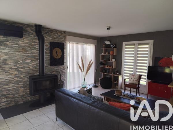 Maison à vendre 5 pièces 131 m² Tizac-de-Lapouyade
