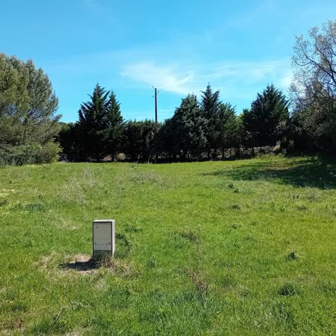 Terrain constructible et viabilisé de 3.637m² à Montolieu, Village des Livres et des Arts Montolieu (11170)