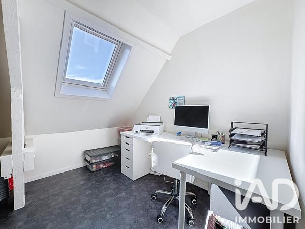 Maison à vendre 8 pièces 149,39 m² Paray-Vieille-Poste