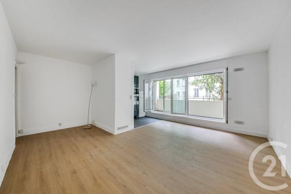 Appartement F2 à vendre  2 pièces - 36,15 m 2   MONTREUIL  - 93