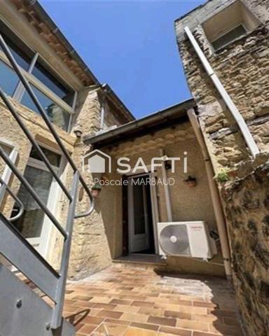 Immeuble : local commercial + 3 appartements - parfait état -