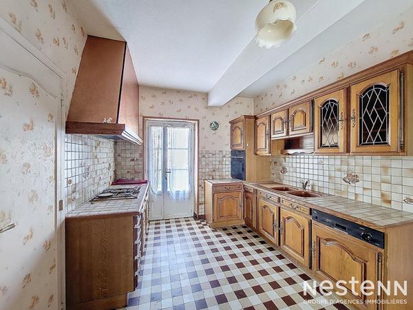 A Vendre Appartement de 154 m² avec terrasse, cour intérieure et garage à Condom