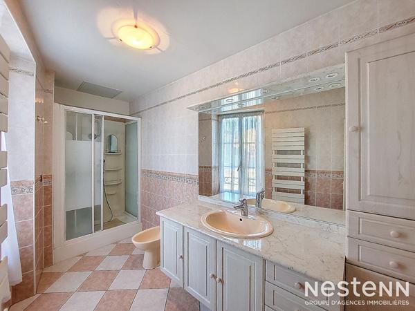 A Vendre Appartement de 154 m² avec terrasse, cour intérieure et garage à Condom