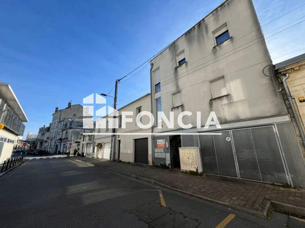 Location Appartement meublé 3 pièces 77.6 m² - 35 RUE LAPLACETTE Bordeaux 33000