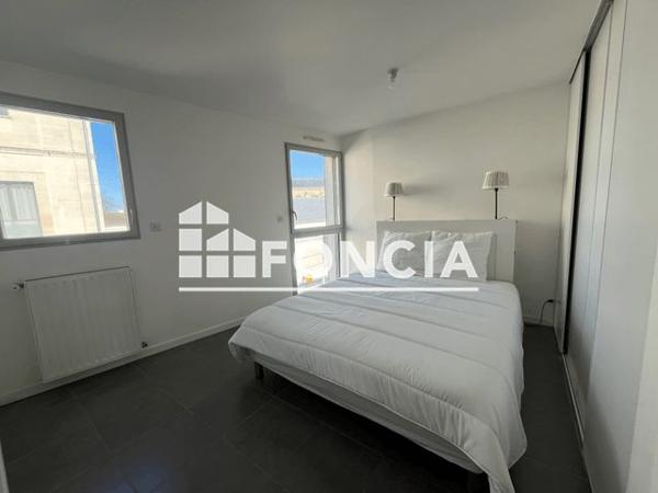 Location Appartement meublé 3 pièces 77.6 m² - 35 RUE LAPLACETTE Bordeaux 33000