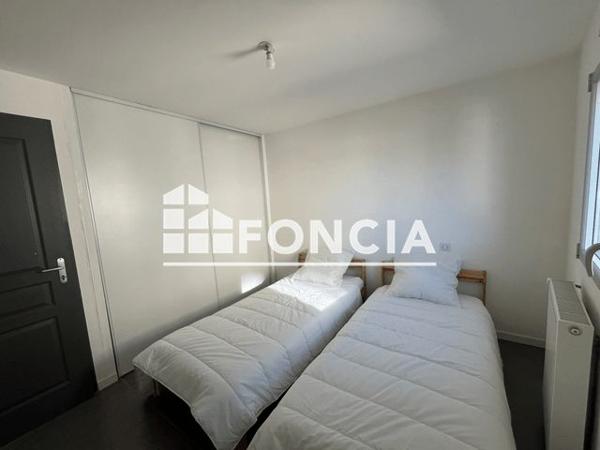 Location Appartement meublé 3 pièces 77.6 m² - 35 RUE LAPLACETTE Bordeaux 33000