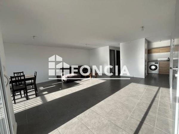 Location Appartement meublé 3 pièces 77.6 m² - 35 RUE LAPLACETTE Bordeaux 33000