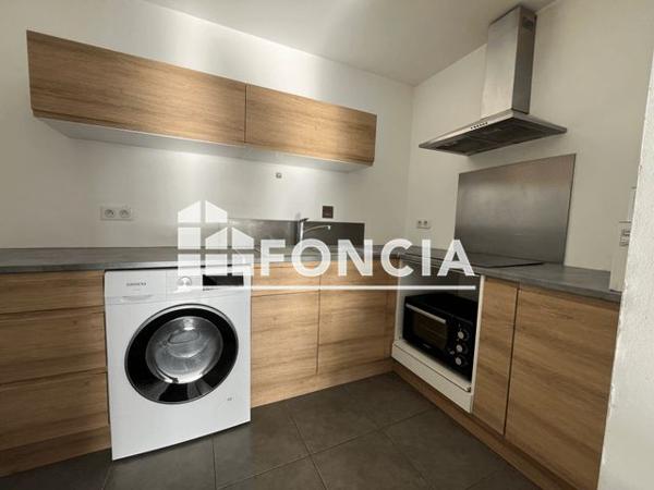 Location Appartement meublé 3 pièces 77.6 m² - 35 RUE LAPLACETTE Bordeaux 33000