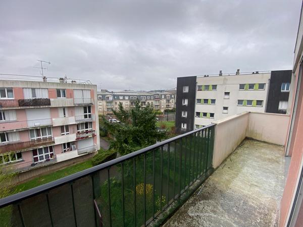 Appartement Corbeil Essonnes 3 pièce(s) 64.63 m2