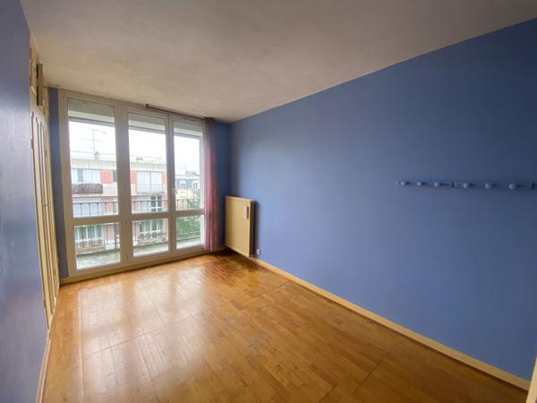 Appartement Corbeil Essonnes 3 pièce(s) 64.63 m2