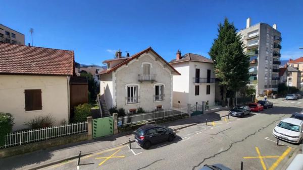Appartement à louer à Chambéry (73000)