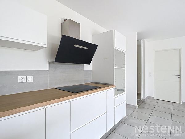 APPARTEMENT T4 SATHONAY CAMP - TERRASSE - PARKING - VUE IMPRENABLE