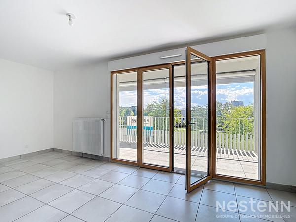 APPARTEMENT T4 SATHONAY CAMP - TERRASSE - PARKING - VUE IMPRENABLE