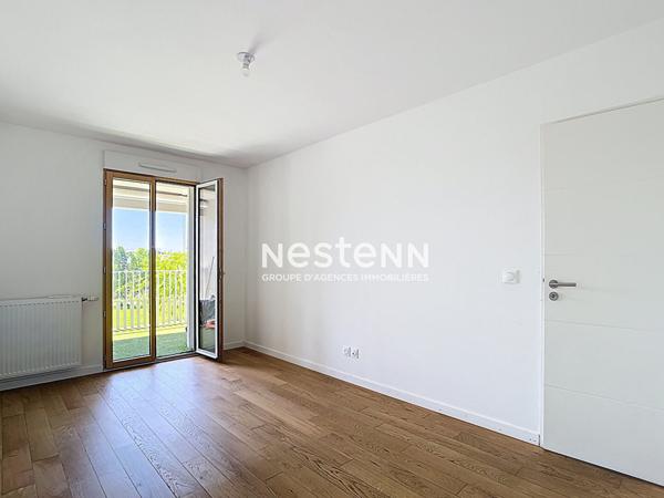 APPARTEMENT T4 SATHONAY CAMP - TERRASSE - PARKING - VUE IMPRENABLE