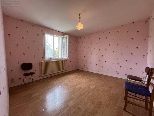 Maison à vendre à Bouloire dans la Sarthe (72440), ref : 72033-389