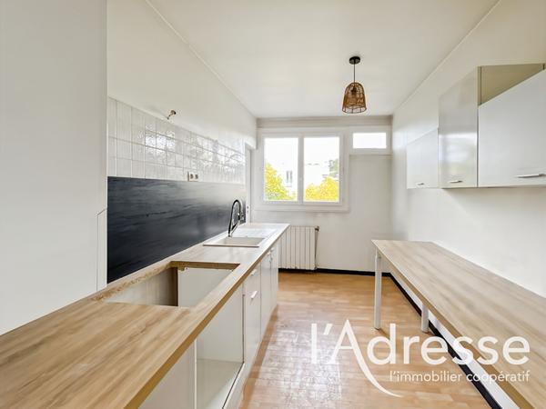 Appartement Carnoux En Provence - 3 pièces - 55 m2