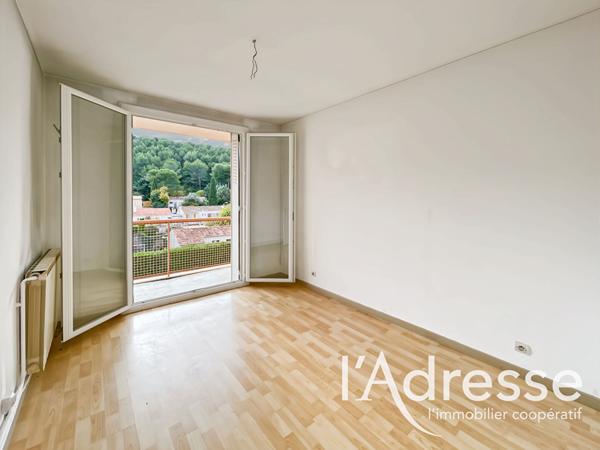 Appartement Carnoux En Provence - 3 pièces - 55 m2