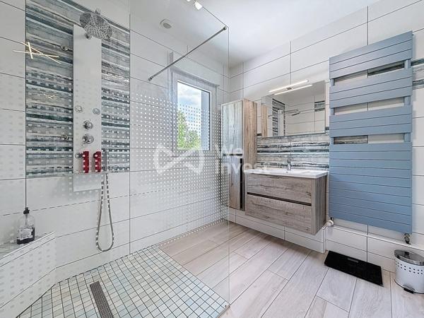 Maison familiale 153 m² avec piscine & terrain 900 m² – secteur calme Réhon