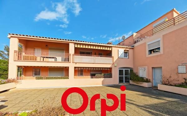 Appartement à vendre    4 pièces • 51 m2 Bandol