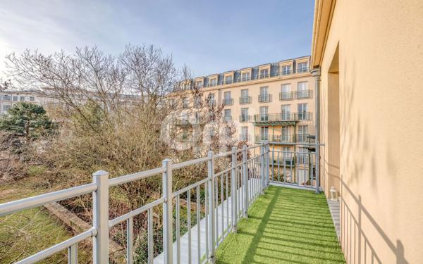 Appartement à vendre    5 pièces • 88 m2 Chessy