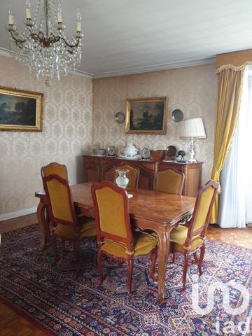 Maison d’architecte 10 pièces de 243 m² à Argentat (19400)