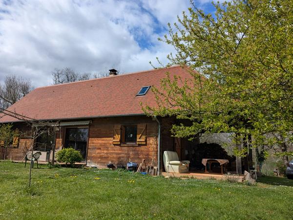 Maison en bois à 20 mn de Figeac Assier