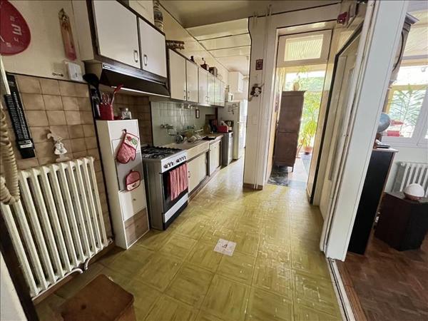 Maison à vendre |  Issoudun |  5 pièces | 180 m²