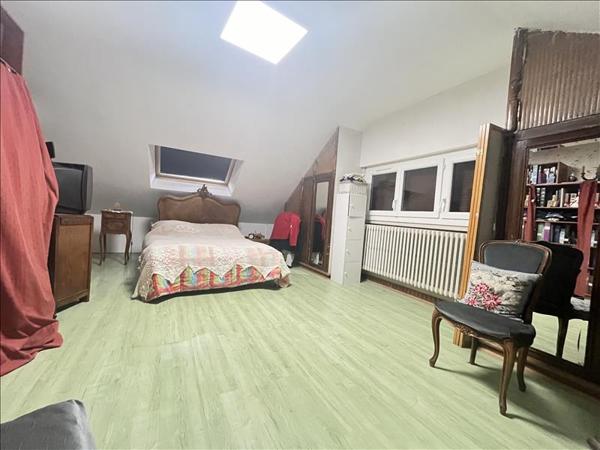 Maison à vendre |  Issoudun |  5 pièces | 180 m²