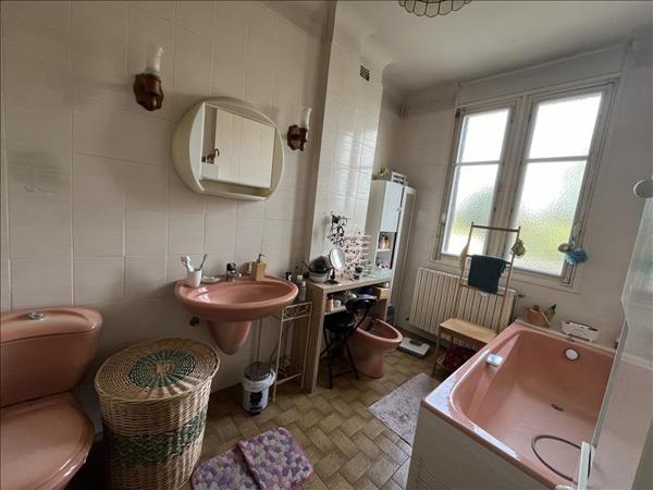 Maison à vendre |  Issoudun |  5 pièces | 180 m²