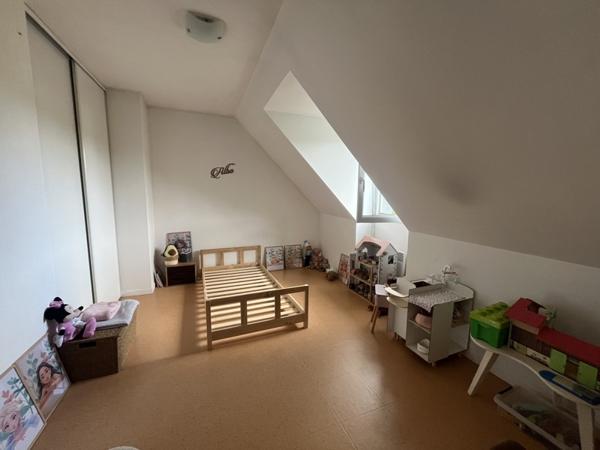 Maison à louer 1 150 € CC CONCARNEAU 4 p 84 m² DPE D