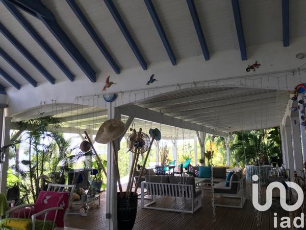 Gîte 12 pièces de 300 m² à Pointe-Noire (97116)