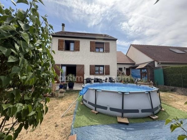 LIMOURS – Maison familiale 130 m² – 4 chambres – Garage – 3 voitures – Terrasses – Vue dégagée