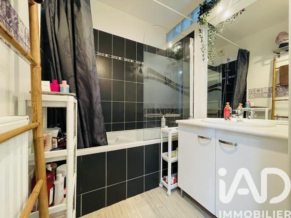 Maison à vendre 7 pièces 141 m² Cesson