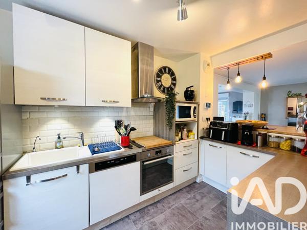 Maison à vendre 7 pièces 141 m² Cesson