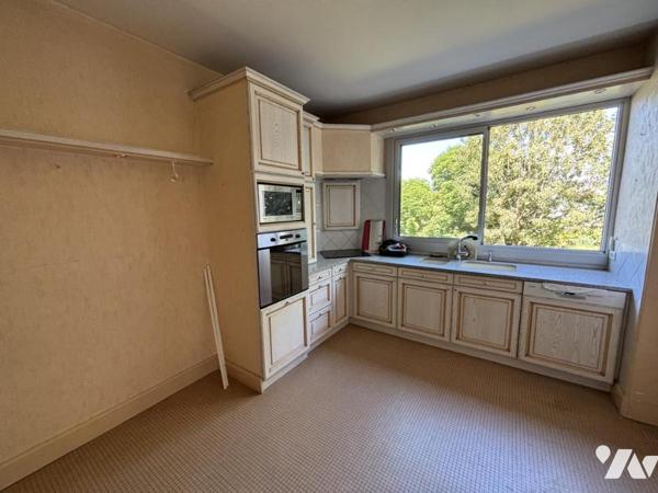 TRIANGLE D'OR D'ANGERS – APPARTEMENT DE STANDING AVEC GARAGE, STATIONNEMENT ET GRAND BALCON