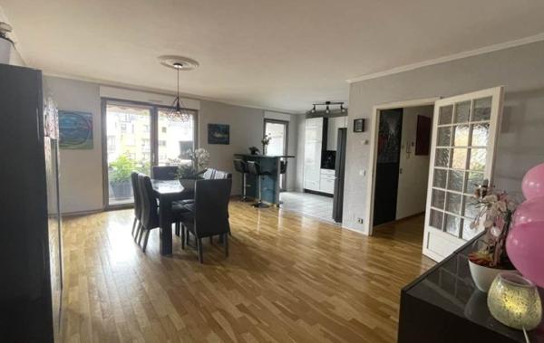 Vente Appartement P5 Balcons Garages rénové(e) Forbach   