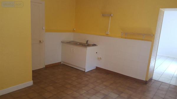 Maison à louer à Beaulieu-sous-la-Roche en Vendée (85190), ref : 85091-L373