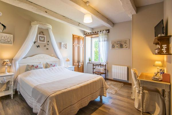 Maison en pierres au charme intemporel Sauveterre de rouergue
