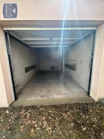 Parking à louer Cusset (03300)